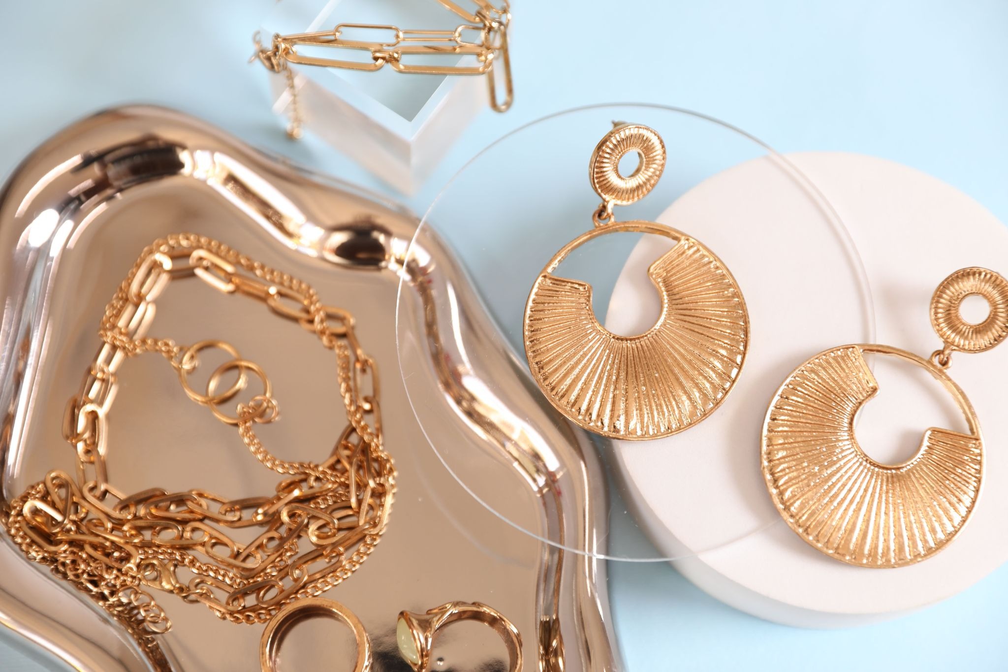 Chunky Gold Jewelry